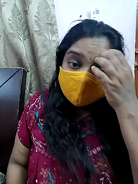 Snapshot of lovely-latha chatting on February 19, 10:23 am lovely-latha online show from February 19, 10:23 am
