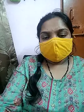 Snapshot of lovely-latha chatting on February 22, 11:02 am lovely-latha online show from February 22, 11:02 am