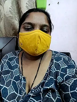 Snapshot of lovely-latha chatting on March 10, 5:29 pm lovely-latha online show from March 10, 5:29 pm