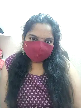 Snapshot of lovely-latha chatting on February 4, 6:52 am lovely-latha online show from February 4, 6:52 am