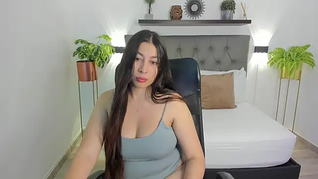 bella 99  online show from February 19, 12:01 pm