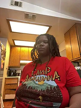 HEARTBREAKBRE online show from May 20, 6:41 am