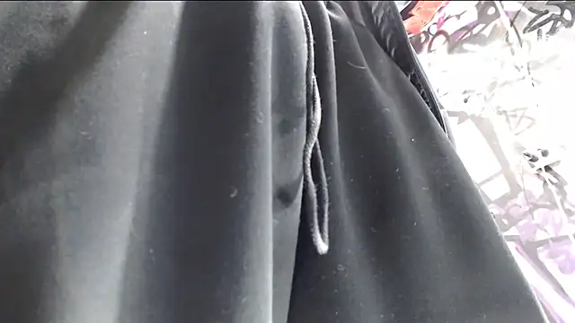 Justin Frank online show from January 26, 6:27 pm