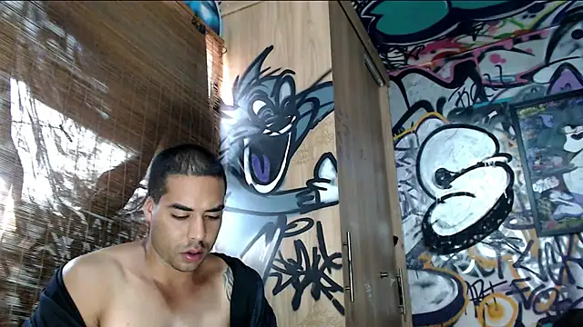 Snapshot of Justin_Frank chatting on March 17, 7:17 pm Justin Frank online show from March 17, 7:17 pm
