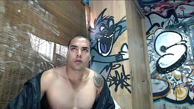 Snapshot of Justin_Frank chatting on April 20, 8:32 pm Justin Frank online show from April 20, 8:32 pm