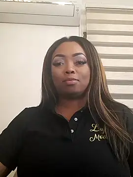 sweetlinddsay online show from September 13, 11:59 pm