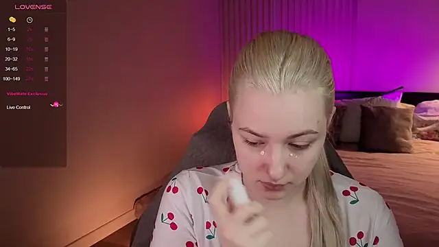 elinanortas online show from May 6, 5:14 am