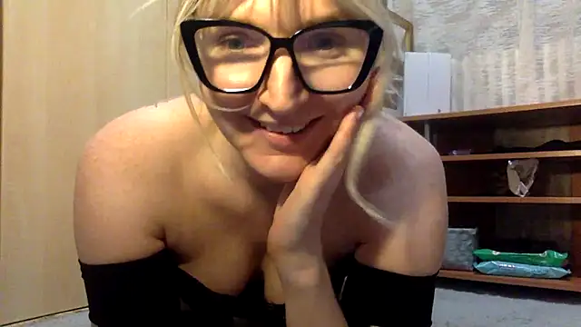 Snapshot of vanda26hot chatting on February 14, 3:20 pm vanda26hot online show from February 14, 3:20 pm