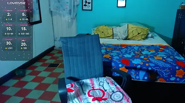 Snapshot of Mia_sexy18_ chatting on March 1, 2:59 am Mia sexy18 online show from March 1, 2:59 am