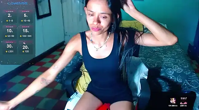 Snapshot of Mia_sexy18_ chatting on March 16, 2:43 am Mia sexy18 online show from March 16, 2:43 am