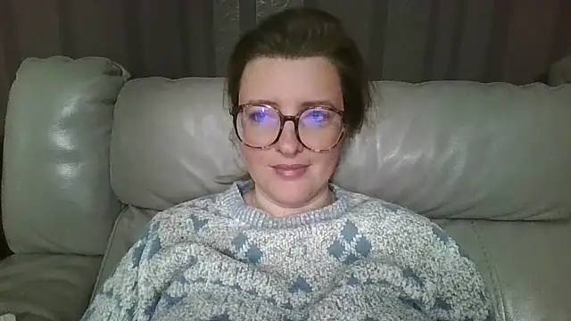 LiquidLeonie online show from March 29, 2:55 am