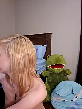 Snapshot of AmethystFoxx chatting on January 27, 12:54 am AmethystFoxx online show from January 27, 12:54 am