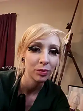 Snapshot of AmethystFoxx chatting on February 3, 6:07 pm AmethystFoxx online show from February 3, 6:07 pm