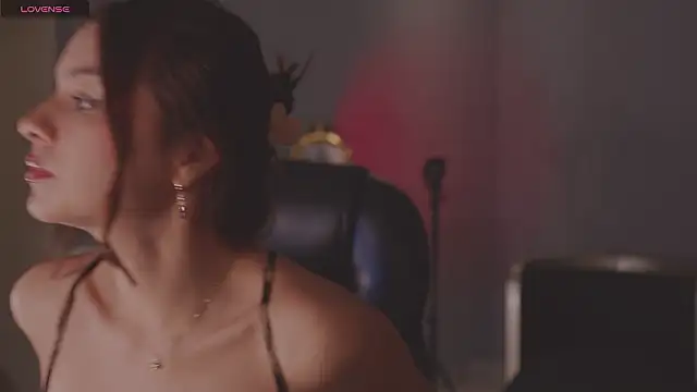 NaomiSainz online show from February 27, 1:44 pm