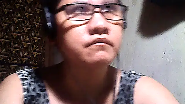 sweetsosie18 online show from March 5, 11:39 am