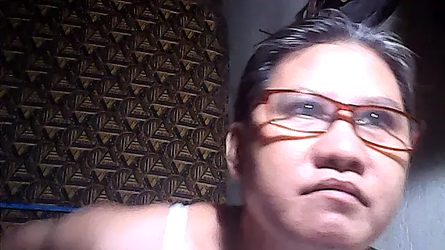 sweetsosie18 online show from May 7, 6:41 am