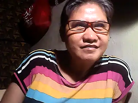 sweetsosie18 online show from May 16, 11:42 am