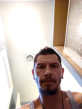 Snapshot of BGCKCB1984 chatting on February 18, 8:16 pm BGCKCB1984 online show from February 18, 8:16 pm