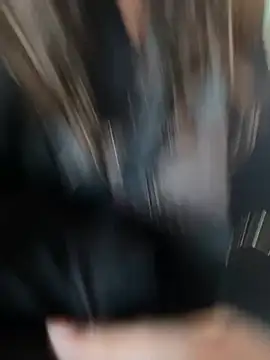 amanilouve online show from March 1, 4:09 pm