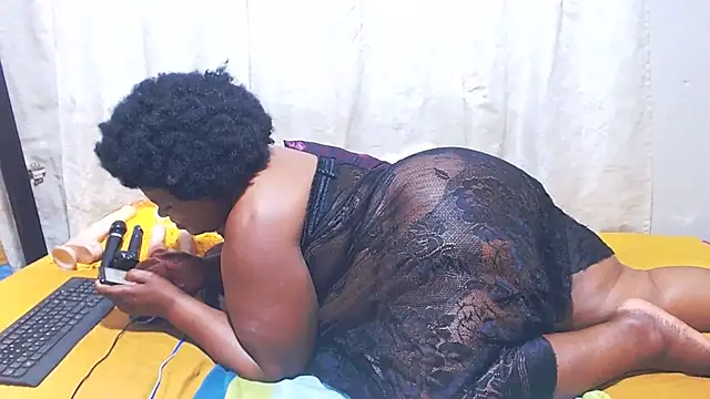 MatureBootyBabe4Uxx online show from February 26, 1:10 pm