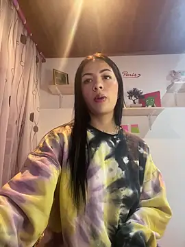 Snapshot of MadisonCambel chatting on January 23, 10:32 am MadisonCambel online show from January 23, 10:32 am