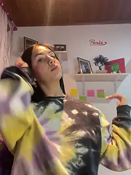 Snapshot of MadisonCambel chatting on January 23, 1:35 pm MadisonCambel online show from January 23, 1:35 pm