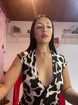 Snapshot of MadisonCambel chatting on January 27, 7:35 pm MadisonCambel online show from January 27, 7:35 pm