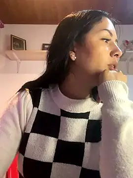 Snapshot of MadisonCambel chatting on February 5, 8:25 pm MadisonCambel online show from February 5, 8:25 pm