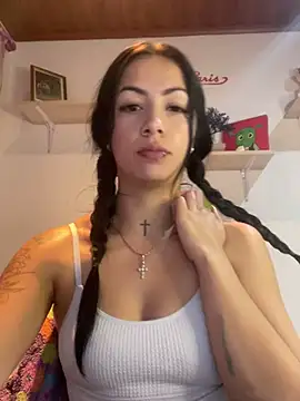 Snapshot of MadisonCambel chatting on February 21, 4:29 am MadisonCambel online show from February 21, 4:29 am