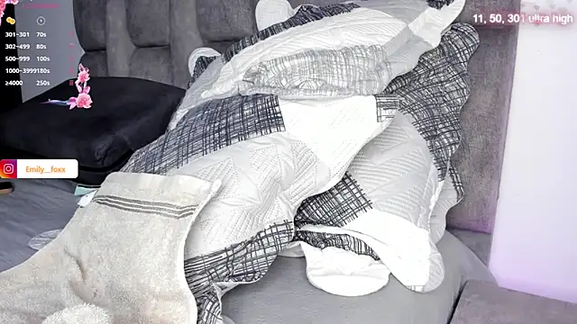 Snapshot of emily_fox1 chatting on March 16, 10:52 am emily fox1 online show from March 16, 10:52 am