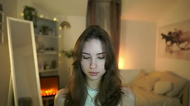 Snapshot of Abella_Danger_X chatting on February 28, 10:09 am Abella Danger X online show from February 28, 10:09 am