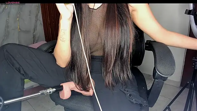 Snapshot of Girlmia_07 chatting on December 1, 9:47 am Girlmia 07 online show from December 1, 9:47 am