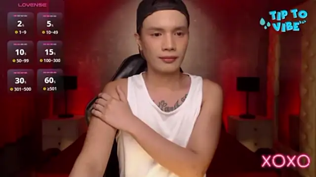 xjakolitox online show from May 11, 1:28 pm