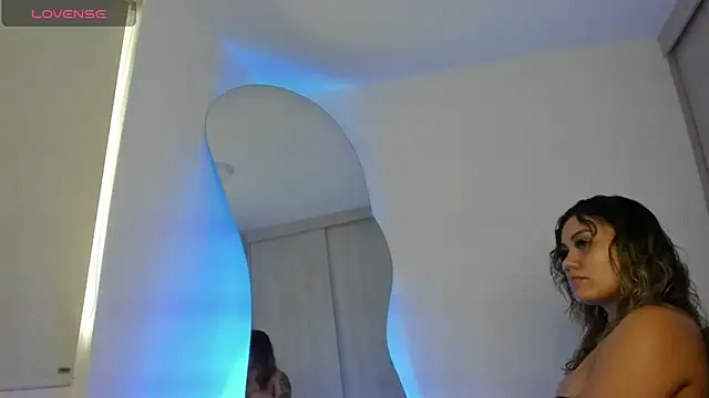 SussiVega online show from October 20, 10:10 pm