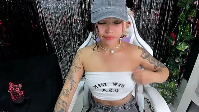 katalina garcia online show from October 24, 12:41 am