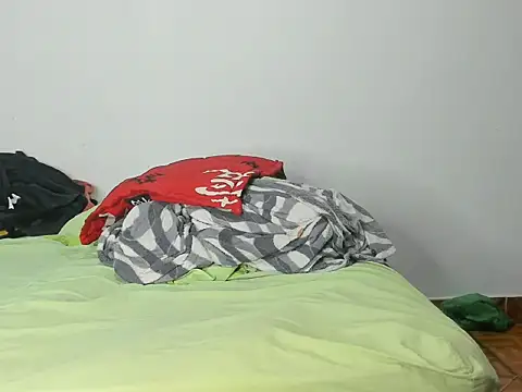 klausvan22 online show from February 6, 6:18 am