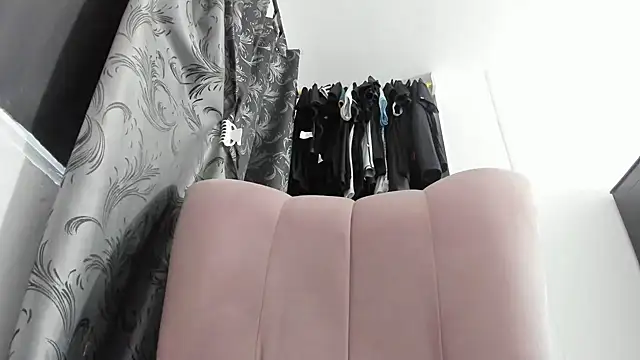 natalia hottman online show from April 29, 6:03 pm