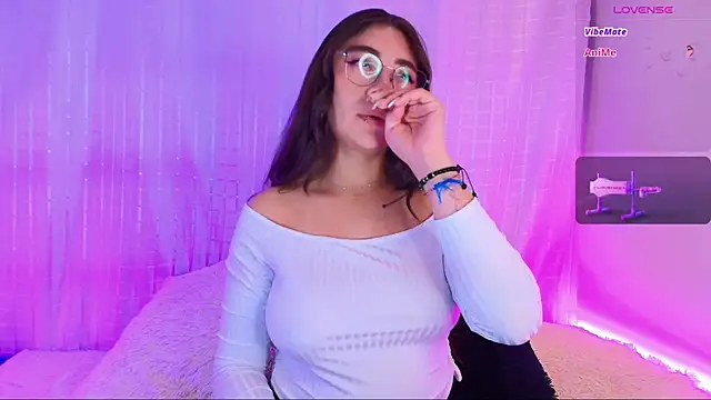 Samii Evans online show from January 14, 5:19 am