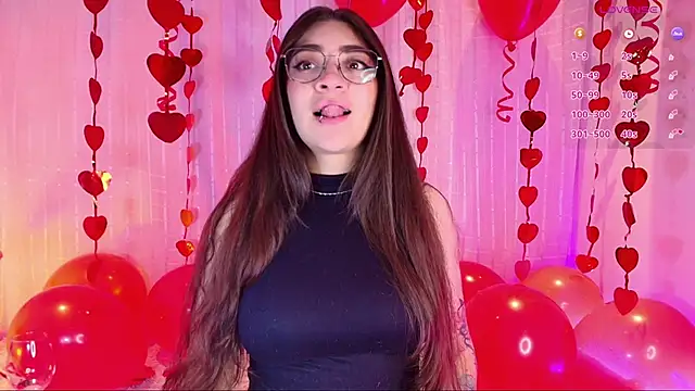 Snapshot of Samii_Evans chatting on February 14, 5:09 am Samii Evans online show from February 14, 5:09 am