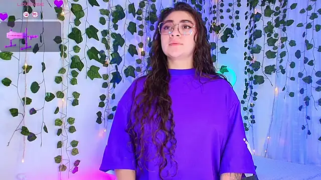 Snapshot of Samii_Evans chatting on February 11, 4:39 am Samii Evans online show from February 11, 4:39 am