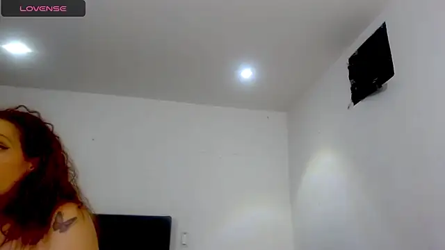 Snapshot of mussa_hott chatting on January 27, 10:38 pm mussa hott online show from January 27, 10:38 pm