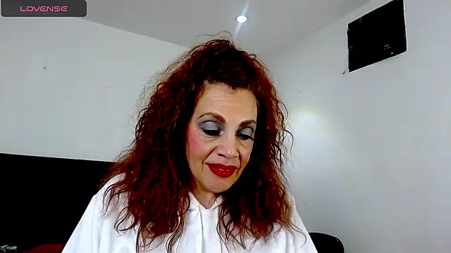 Snapshot of mussa_hott chatting on February 1, 1:55 am mussa hott online show from February 1, 1:55 am
