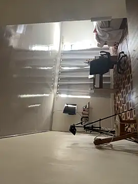 Juliana News online show from November 11, 4:18 pm