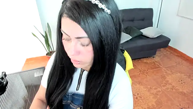 Tania mature online show from October 21, 5:46 pm