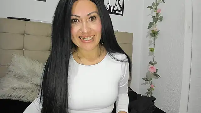 Tania mature online show from May 26, 7:43 pm