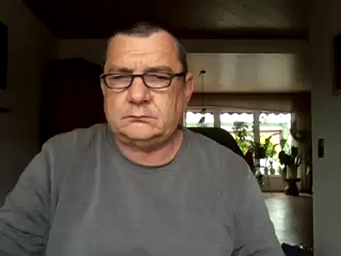 Nobbie444 online show from May 16, 10:36 am