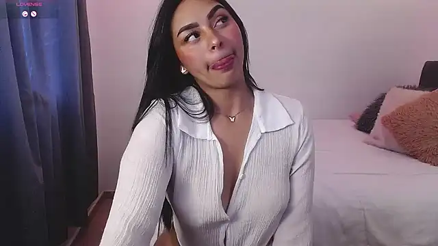 Snapshot of Melaniie01 chatting on March 5, 10:50 pm Melaniie01 online show from March 5, 10:50 pm