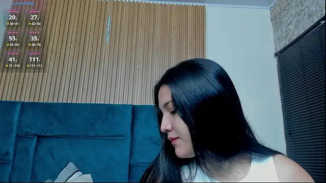 Kareena chopra online show from May 4, 12:23 pm