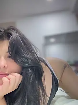 Alyaa s online show from October 21, 11:27 pm