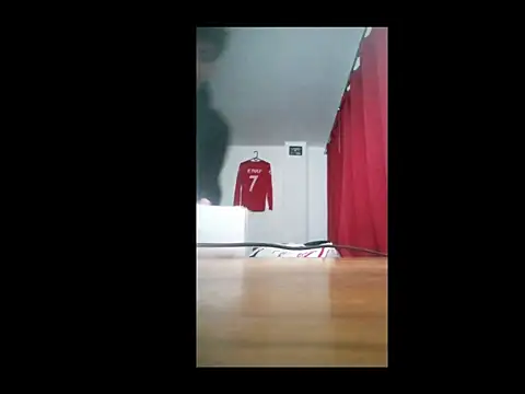 Snapshot of ALBEIROFOOTBALL1992 chatting on November 3, 4:58 am ALBEIROFOOTBALL1992 online show from November 3, 4:58 am